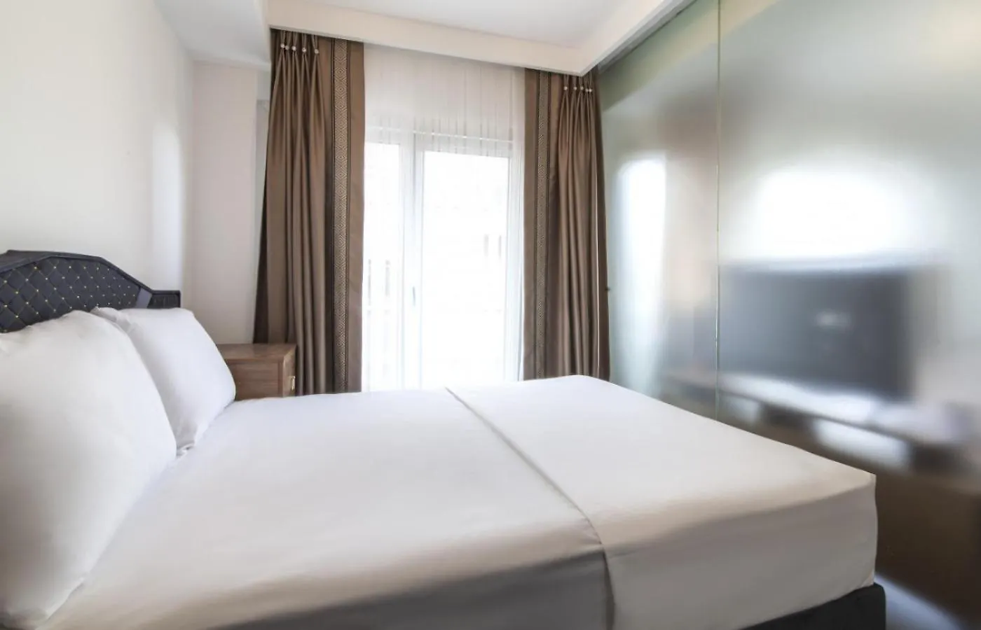 Residence Flat With Excellent Location In Sisli Istanbul Apartment